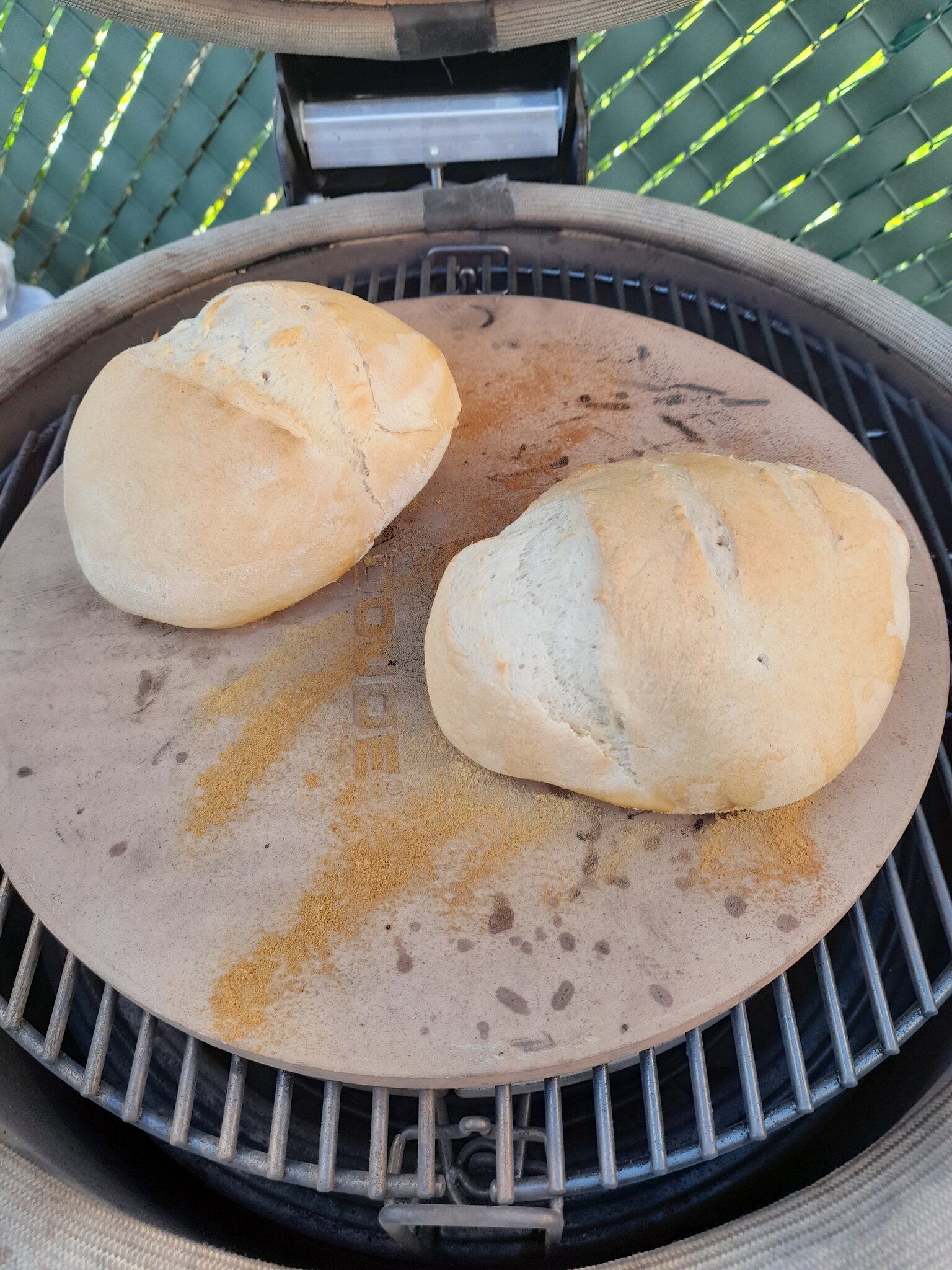klauw bolvormig bovenste Brood op de Kamado | Het BBQ Genootschap